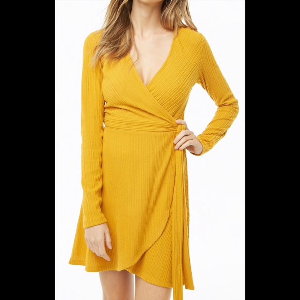Mustard yellow dress.‼️